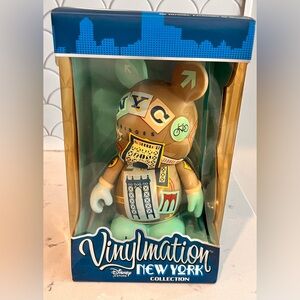 Disney Store Vinylmation 9in New York Collection In Box Some Damage‎ To Box